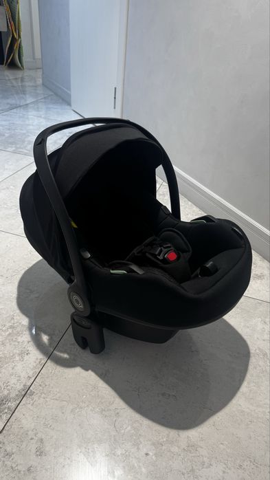 Продам дитяче автокрісло Anex