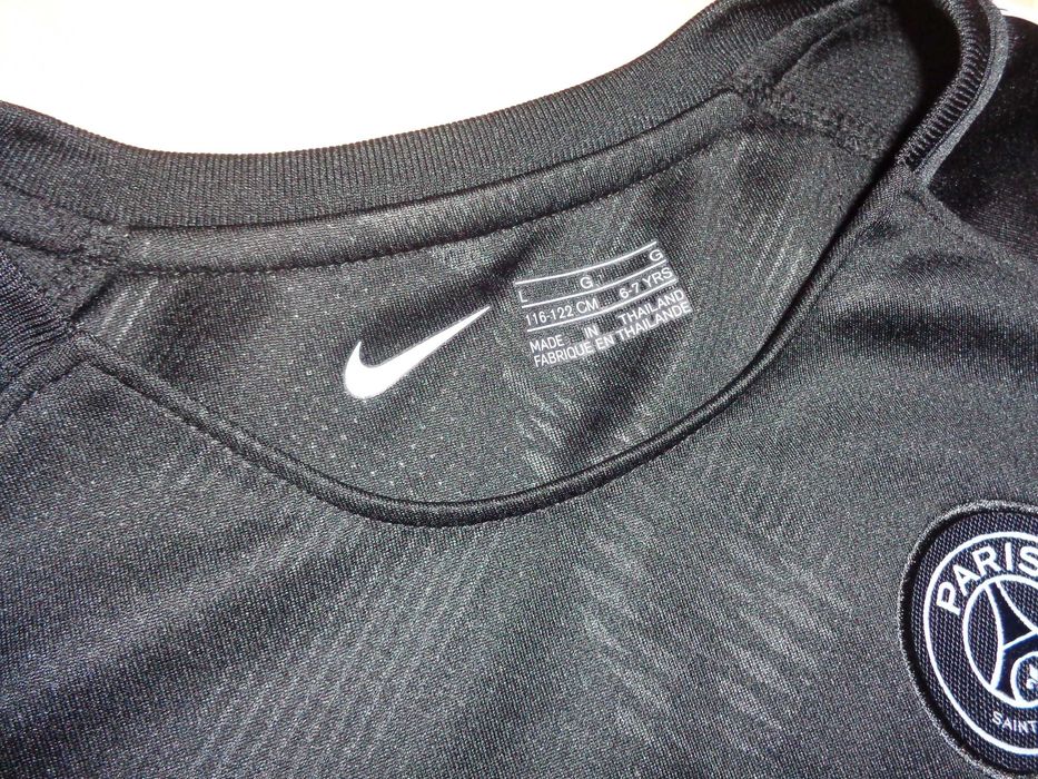 NIKE Fly Emirates PARIS czarna koszulka piłkarska 116-122 cm / 6-7 l.