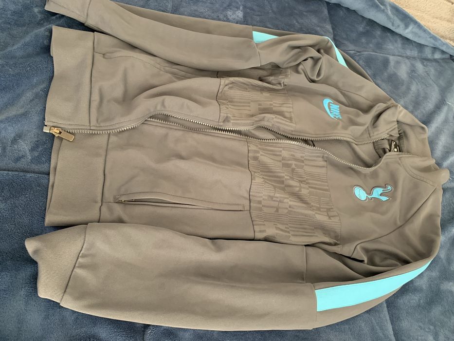 Fato da Nike esportivo