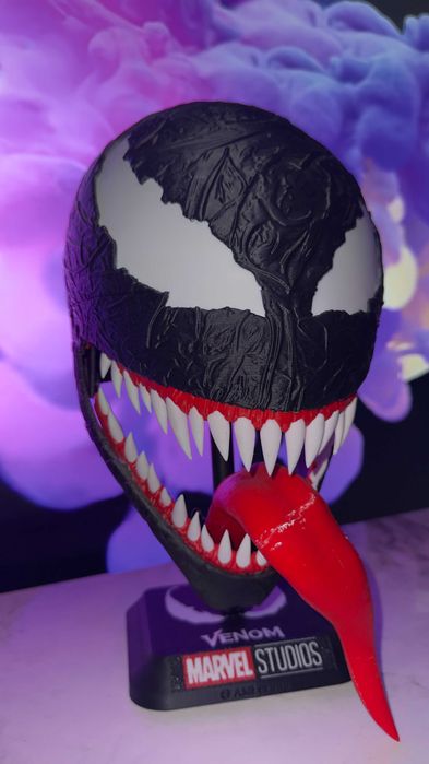 capacete 3d de sangrento venom