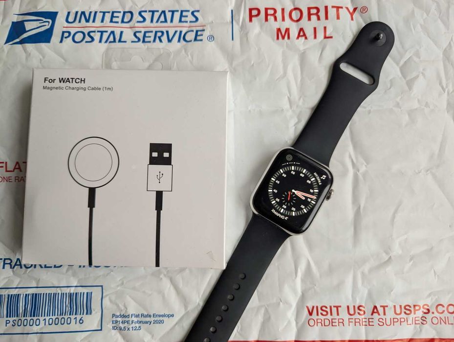 Apple Watch series 4 44 корпус Stainless Steel нержавіюча сталь