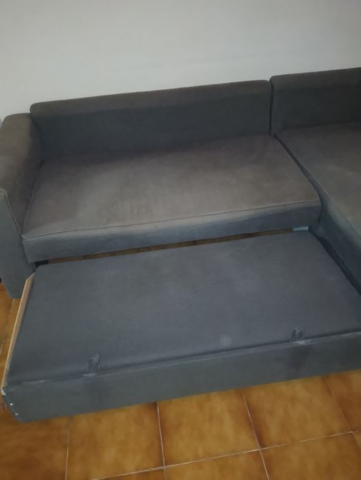 Sofá com chaise long