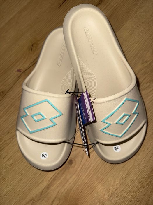 Klapki basenowe sportowe LOTTO r 38- beżowe