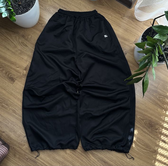 Baggy parachute pants sweatpants парашути спортивки широкі штани jaded