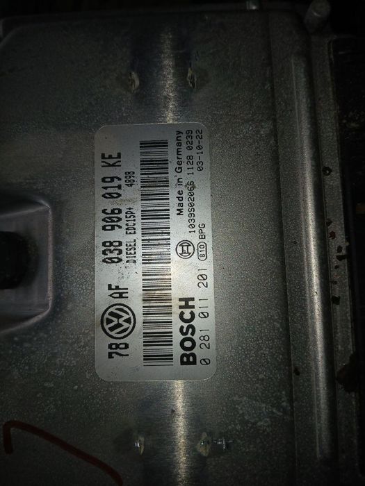 Centralina Do Motor Uce Volkswagen Passat Berlina 3B3