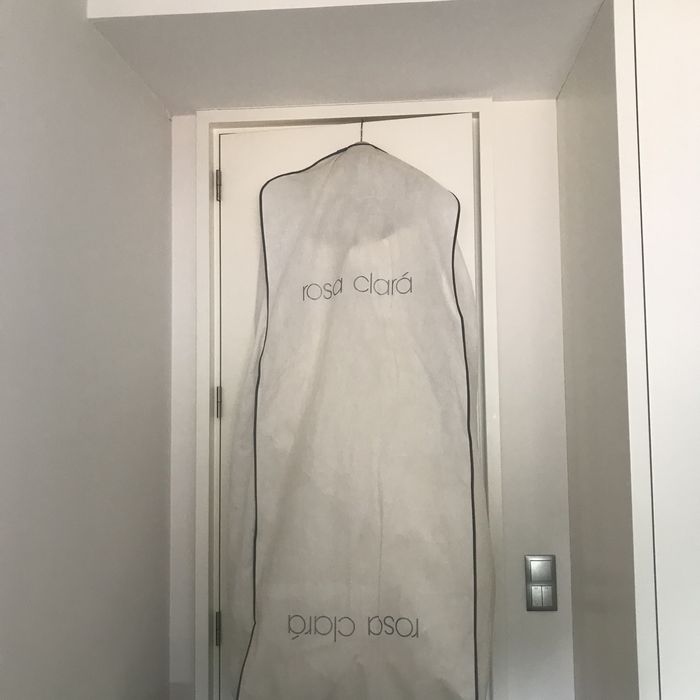 Vestido de noiva “Rosa Clará” 36-38 + saiote. Promocão
