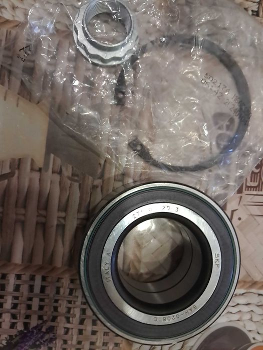 Продам підшипник BAH-0208 C