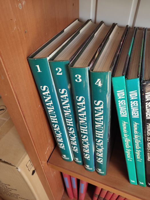 Coleções de livros.