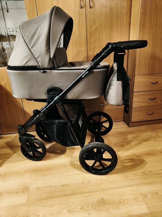 Sprzedam wózek 3 w1 Milu Kids