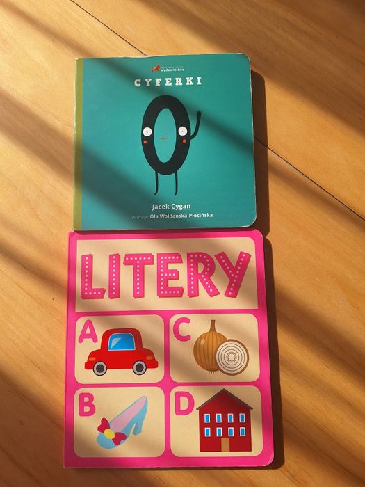 Książeczki  literki i cyferki