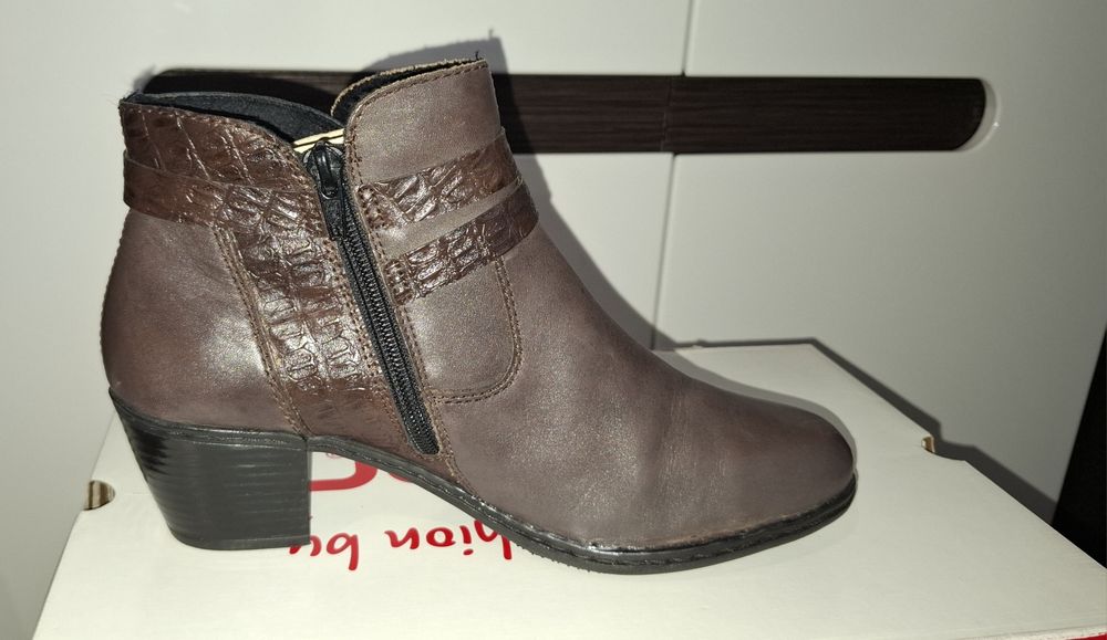 Botki riekier 39