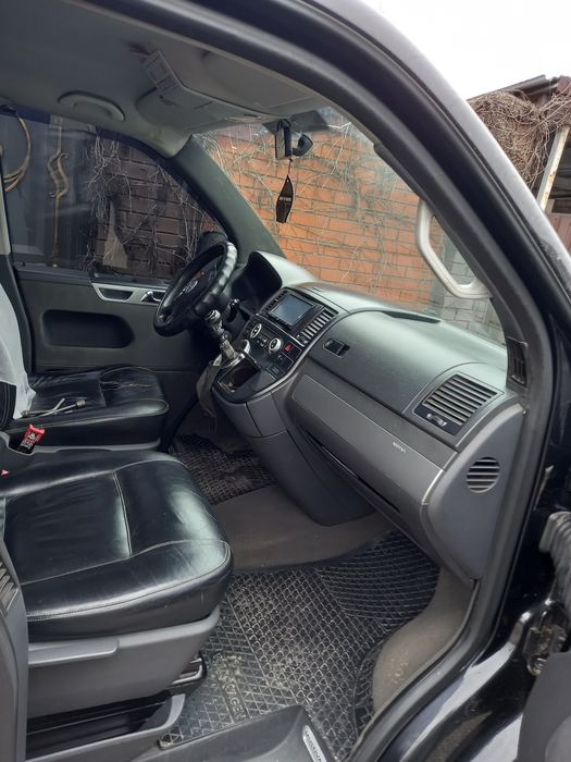 Продам Volksvagen Multivan 2005