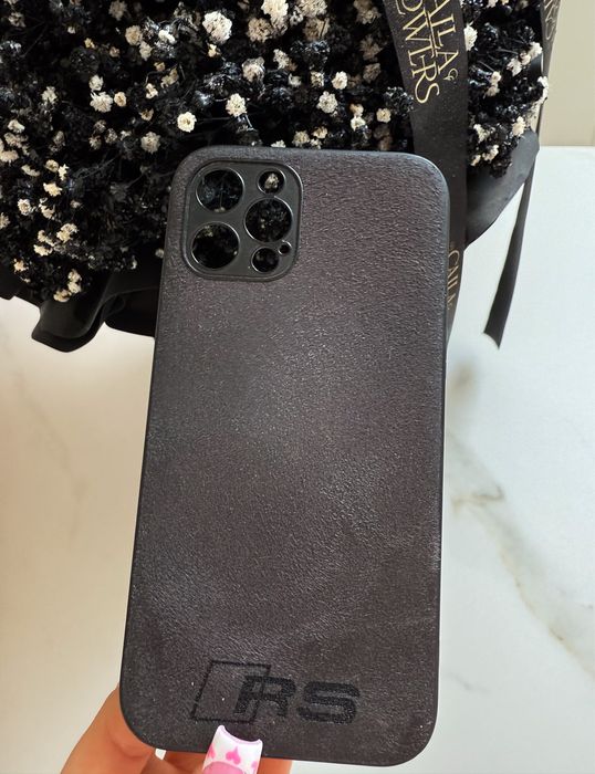 Case etui zamszowe czarne Audi RS iPhone 12 pro