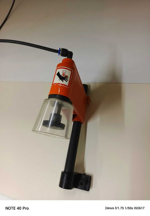 Blum mini pres ,docisk pnematycznt