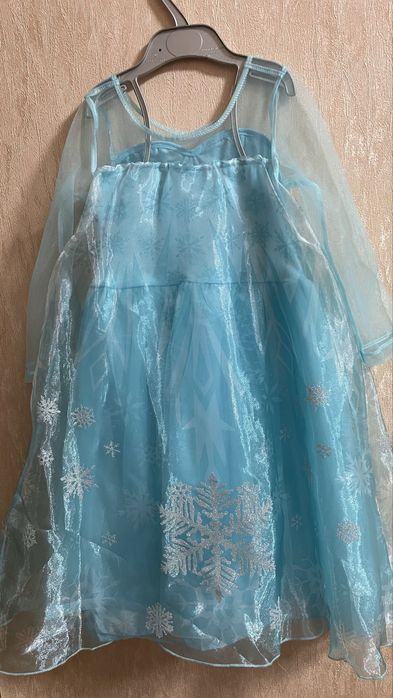 Продам образ Ельзи, зріст 110/116, корона та паличка