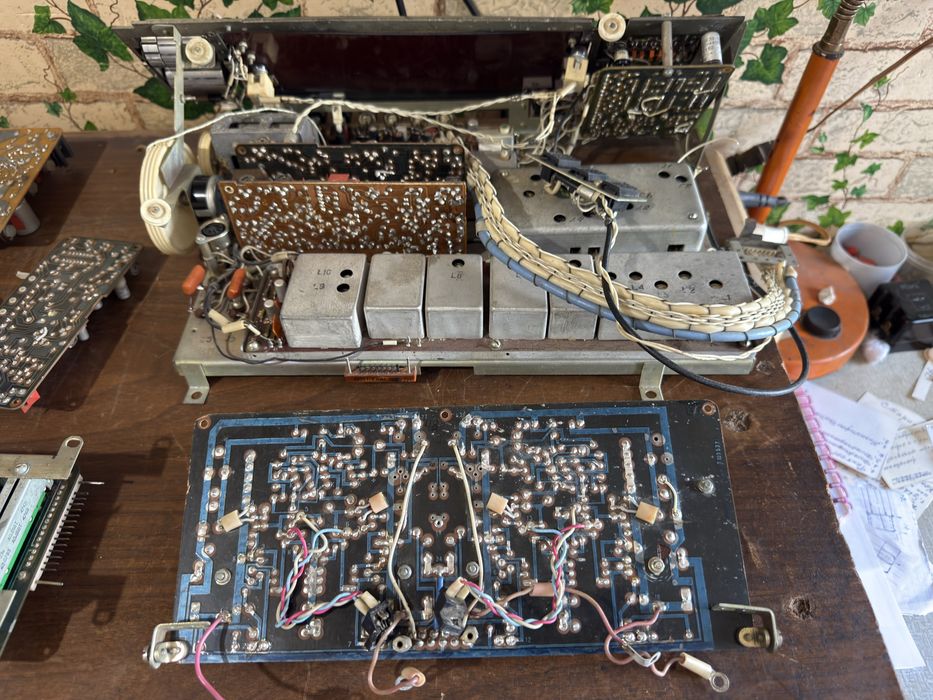 Продам на музикальний центр ТАКТ-011 запчастини