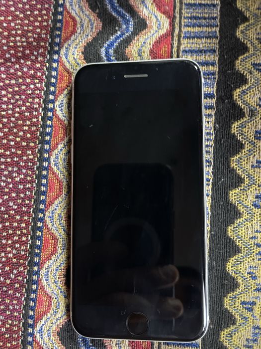 iphone SE 2020 с Европы