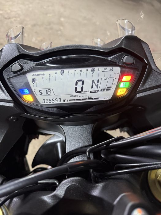 Японський мотоцикл Suzuki GSXS 1000F ABS з Японії