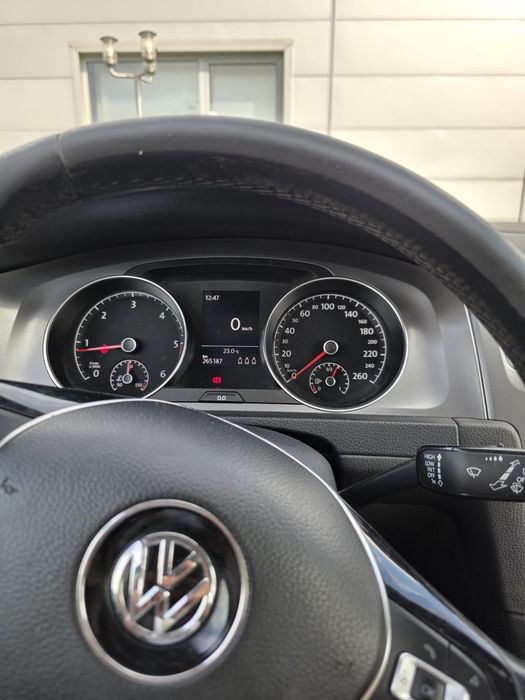 Volkswagen Golf 7 Variant 1.6 TDI 105 cv