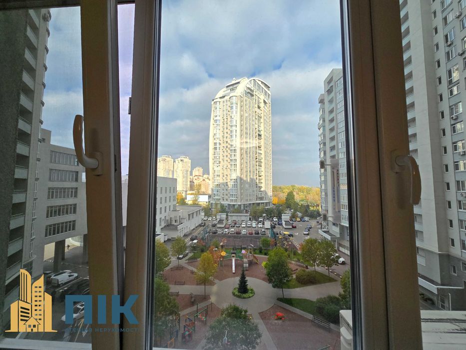 Без% Продаж в ЖК Park Stone, вул. Івасюка, 2д - парк Наталка