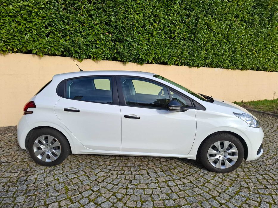 Peugeot 208 1.2 81.500km 82cv 2017