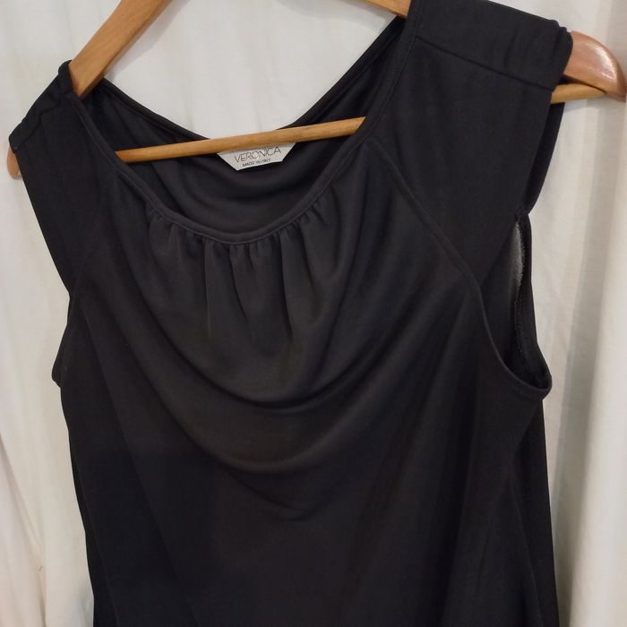 Blusa cavada preta