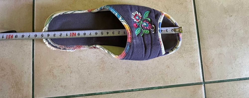 Bardzo używane kapcie