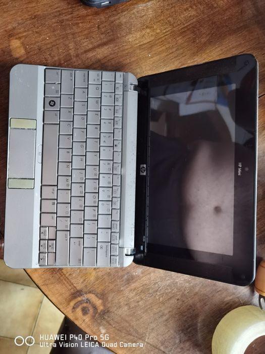 Laptop HP Mini uszkodzony