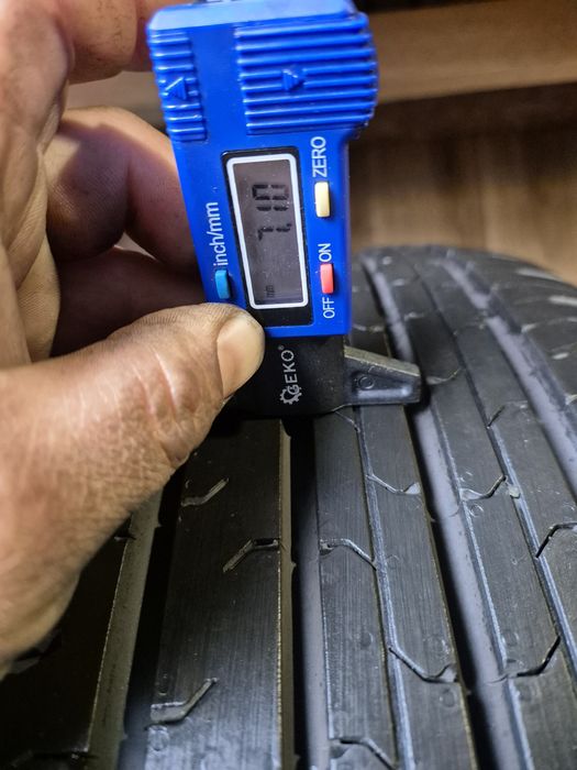 215/60/17 Continental para Lato Nowe Demo 19r