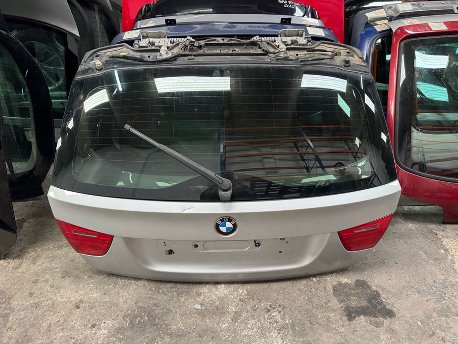 TAMPA DA MALA BMW SERIE 3 E90