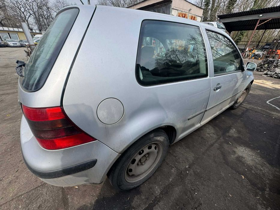 VOLKSWAGEN GOLF IV na części 2003r. ADAX Opolski Auto Złom Koźle