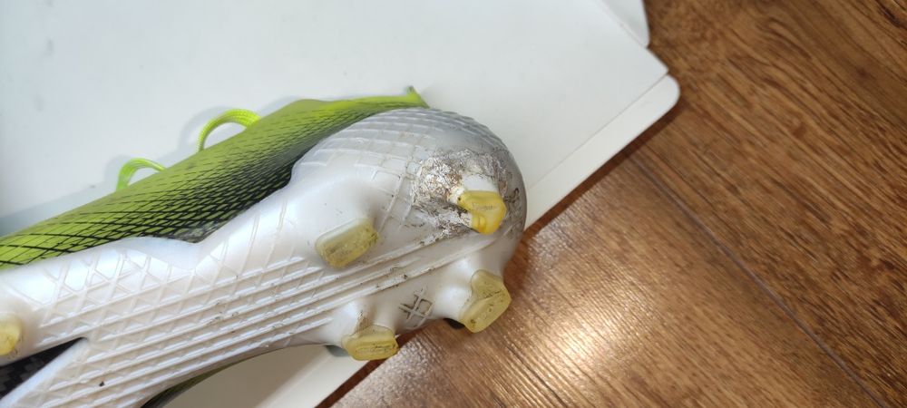 Używane korki profesjonalne Adidas X Ghosted.1 Fg roz 41 1/3 dł. 25.5