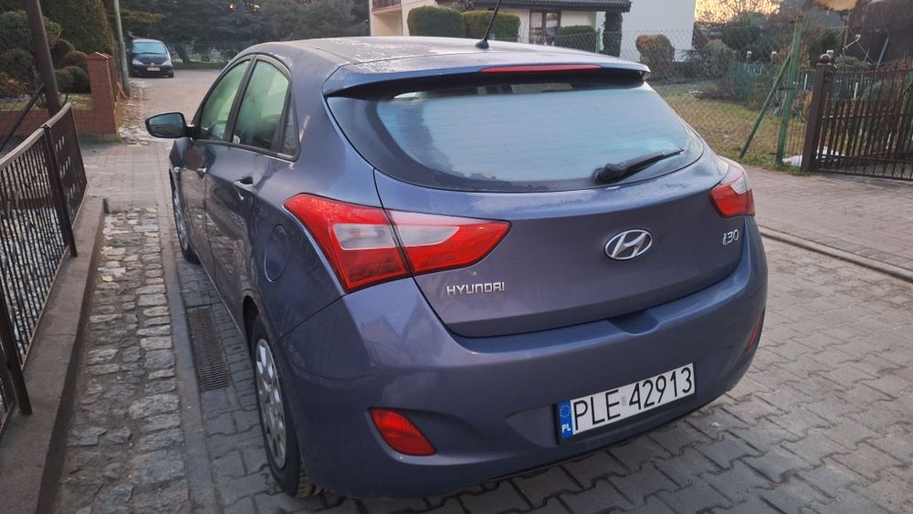 Hyundai i30 12r 1.4 benzyna