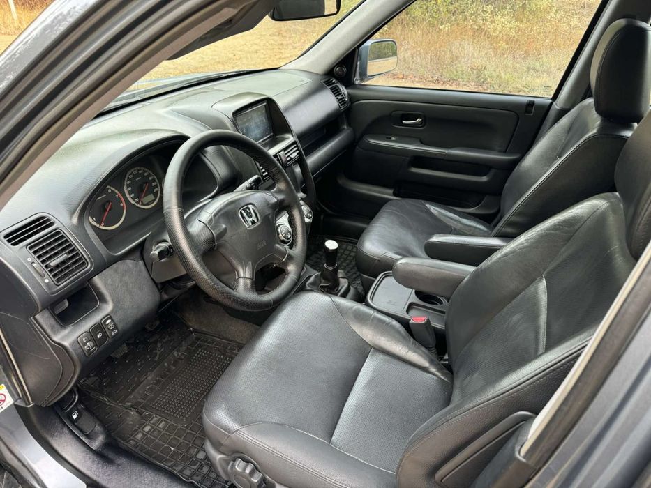 Продам автомобиль Honda-CR-V