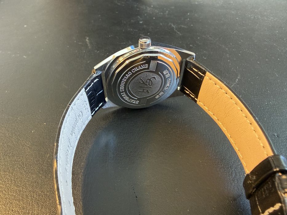 Zegarek retro Shanghai 7120