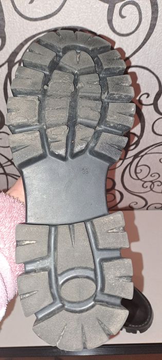 Зимові жіночі Челсі 39р., б/в