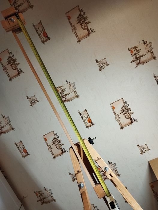 Мольберт для рисования складной.