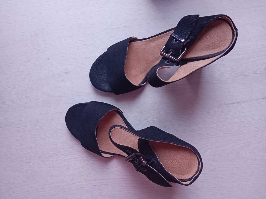 Klapki skórzane Wojas