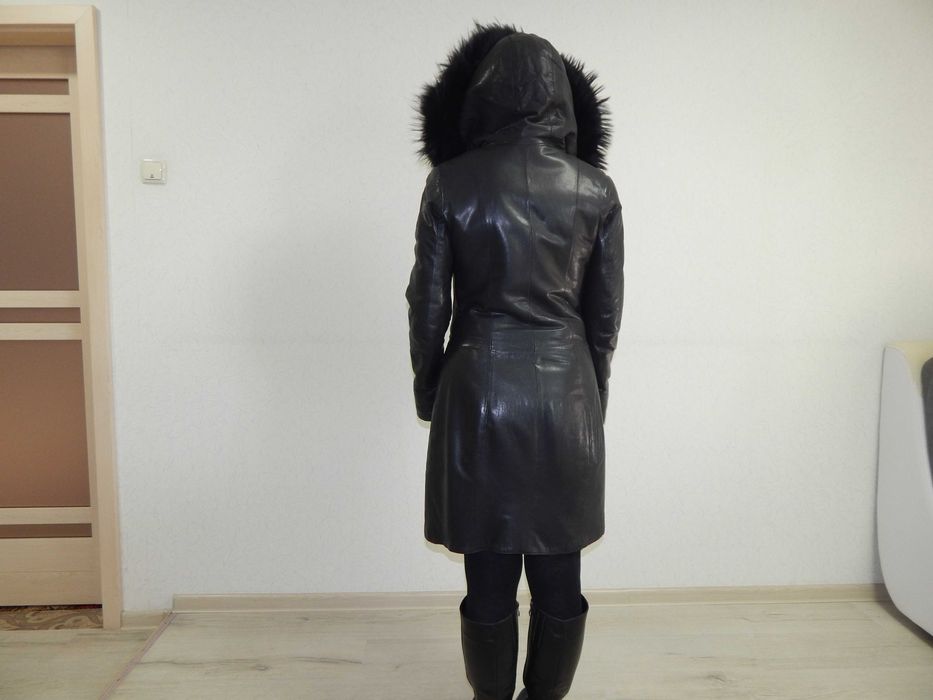 Жіноча дублянка з натуральної шкіри 44 розмір