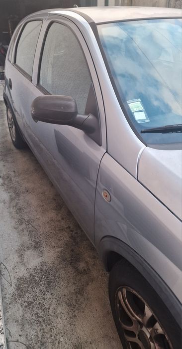 Vendo Opel Corsa C 1.3 CDTI  com 185 000 km