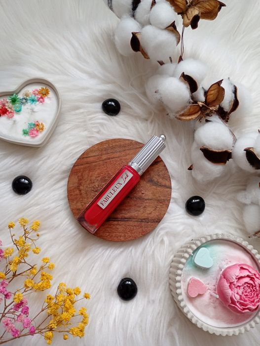 Bourjois czerwona pomadka do ust 04 cherry cute fabuleux ink