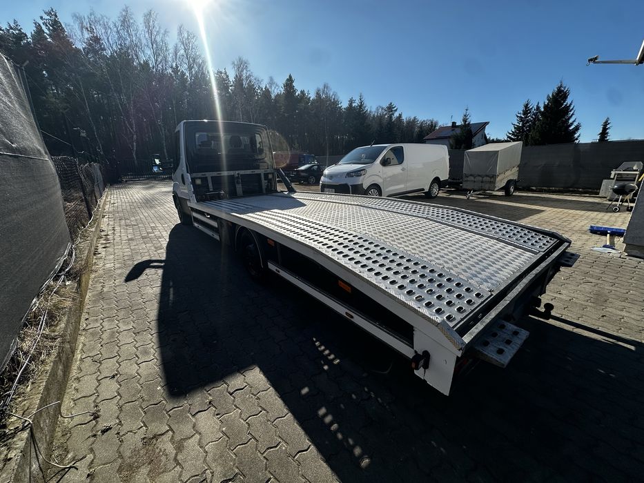 Autolaweta Iveco Daily 180km 21r 3.5T hak
