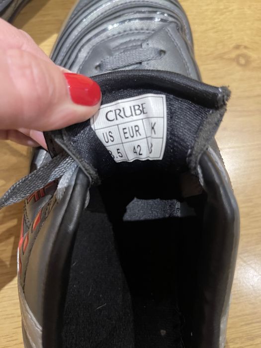 Ténis CRUBE futsal 42