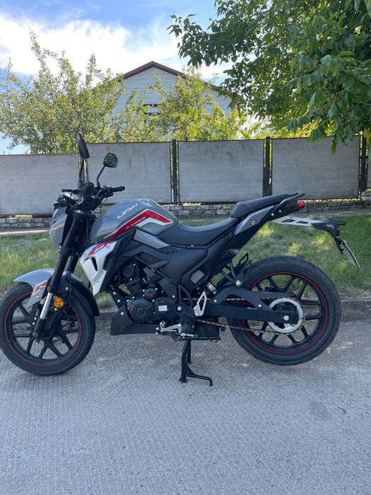 Мотоцикл Lifan SR220