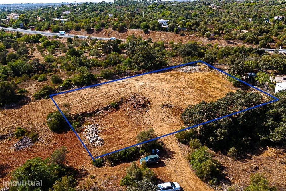 Terreno Rústico em Moncarapacho – 2.760 m² de Potencial no Coração do