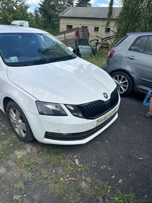 Авторозборка фари крило шкода октавія а7 skoda octavia a7