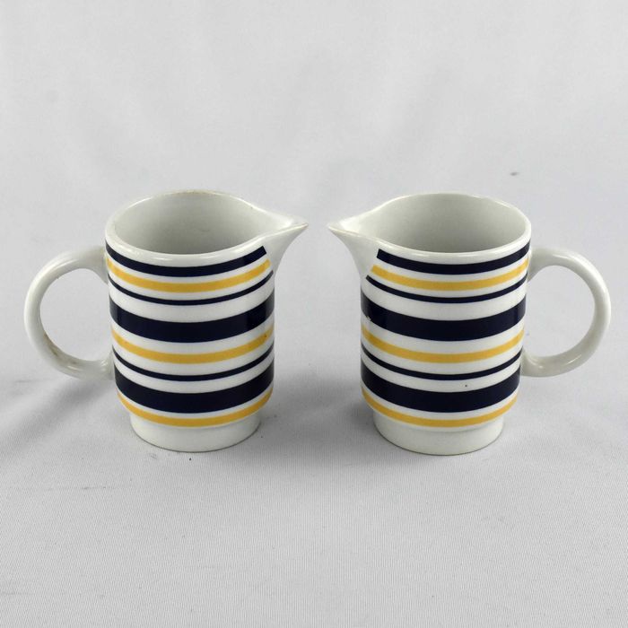 Conjunto de Bule e 2 leiteiras em porcelana Artibus Art Déco