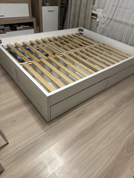 Łóżko białe 180x200 z 4 szufladami
