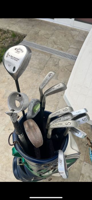 Saco com varios tacos de golfe - set ou conjunto