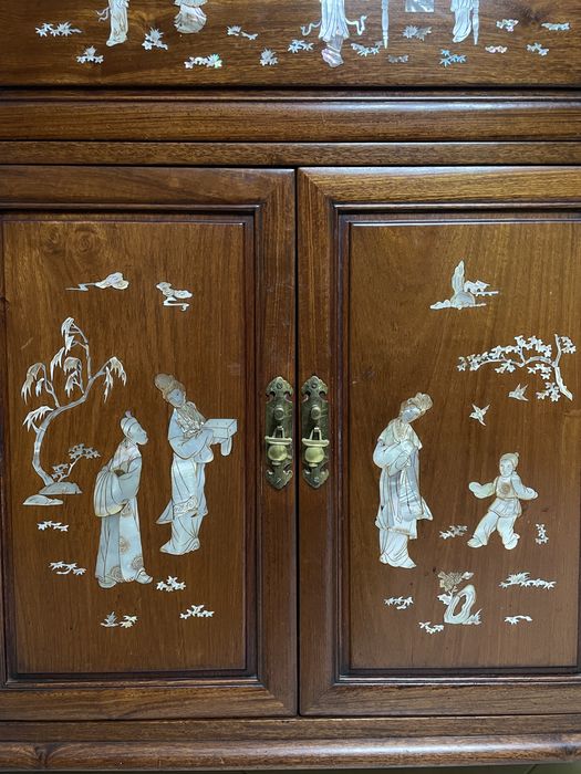 Bar Oriental Antigo em Pau Rosa e Madrepérola,Peça Exclusiva Impecável